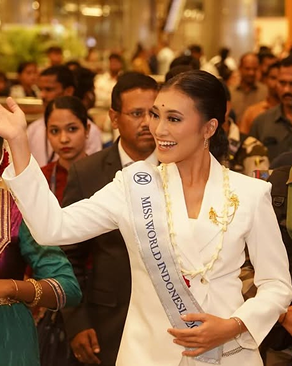 Kedatangan Monica di Telangana, India